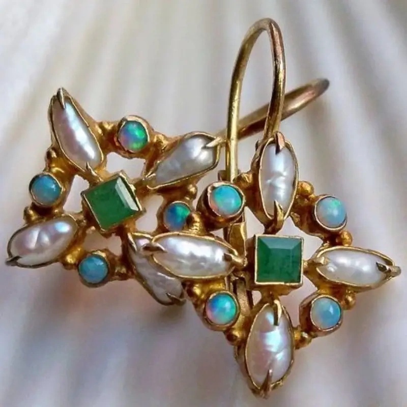 Vintage Luxury Ear Studs with Plated Green Ear Hooks